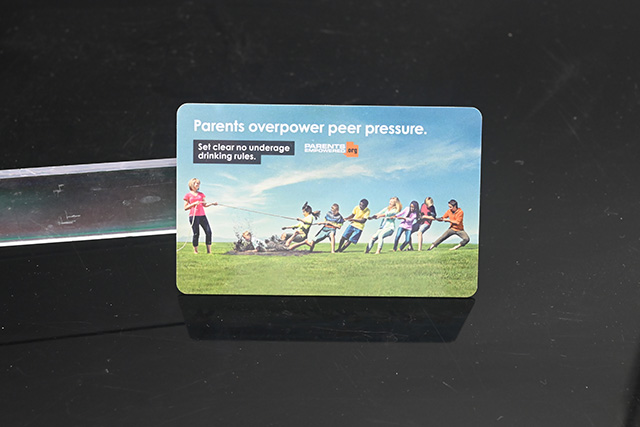 壹定发制作医院就诊卡——广东医院就诊卡设计版面