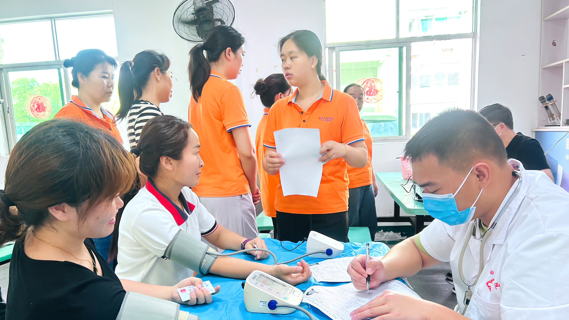 关爱员工康健 护航幸福未来 壹定发集团RFID智能卡工厂开展2025年员工康健体检活动