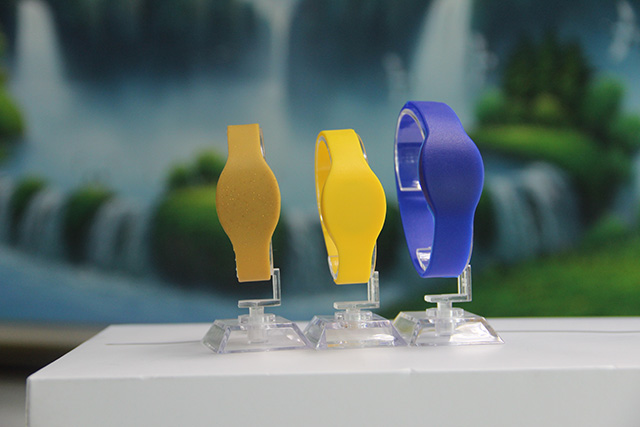 织唛腕带的生产历程及注重事项