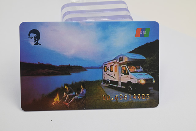 水晶滴胶卡的4大优点？？？？？