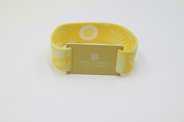 条码卡和磁条卡的功效以及它们有什么区别？？？？？