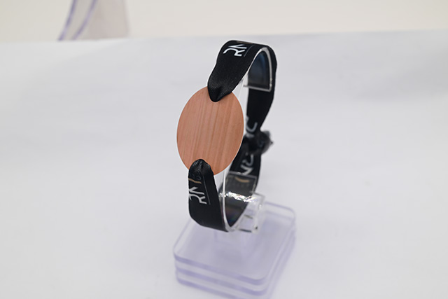 影戏院校园卡应不应该设置有用期？？？