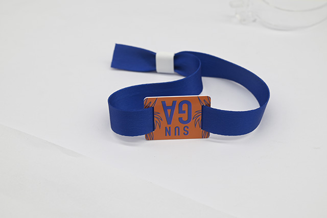 西安驾校6月1日起实验滴胶卡治理制度  监控“学时缩水”